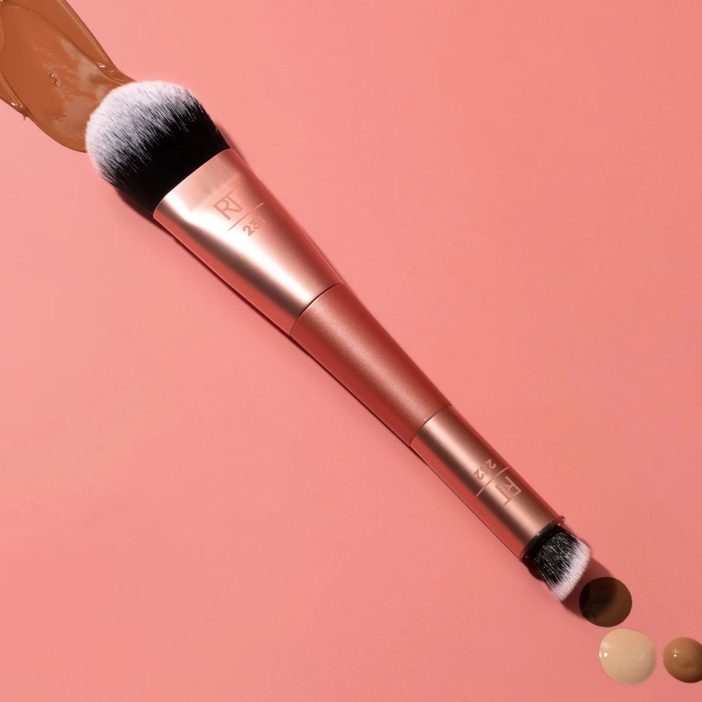 Cover And Conceal Dual Ended Makeup Brush - Brocha Dual Corrector y base