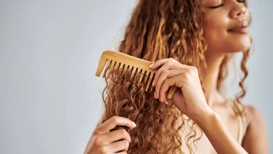 Cuidado del Cabello: Consejos y Productos Esenciales para Mantener un Cabello Sano y Brillante
