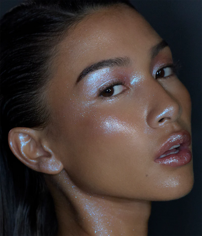 On your collar plumping lip gloss