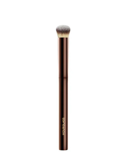 VANISH™ SEAMLESS FINISH CONCEALER BRUSH - BROCHA DE CORRECTOR