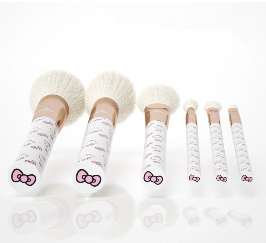 Hello Kitty® "Supercute Signature" 6-PC BRUSH SET