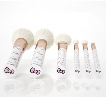Hello Kitty® "Supercute Signature" 6-PC BRUSH SET