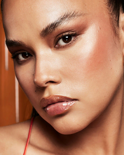 HOT CHEEKS VELOUR BLUSHLIGHTER