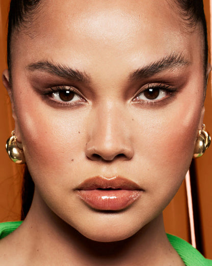 HOT CHEEKS VELOUR BLUSHLIGHTER