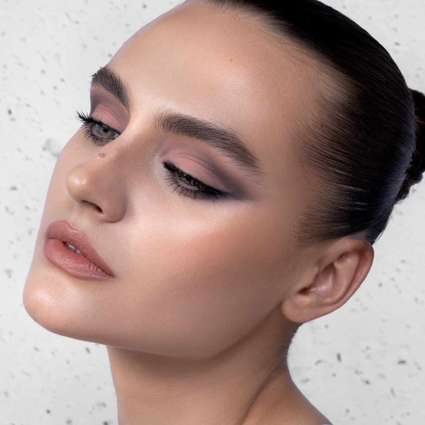 EYE SCULPT TEXTURE AND TONE EYESHADOW PALETTE SOFT
